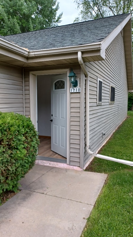 Photo - 1712 Burdick St