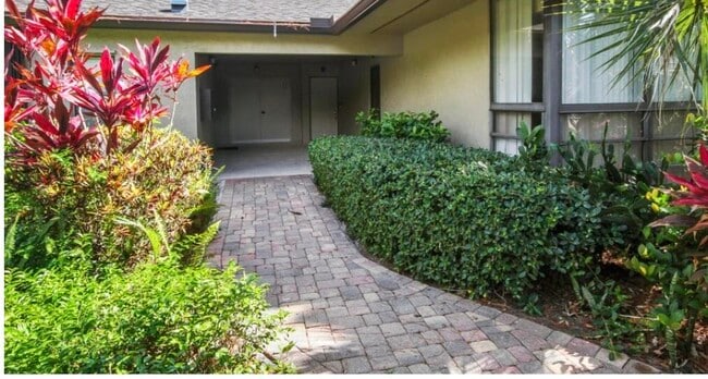 Photo - 7507 Greenlake Way