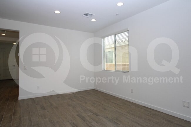 Photo - 17114 W Fallen Leaf Ln