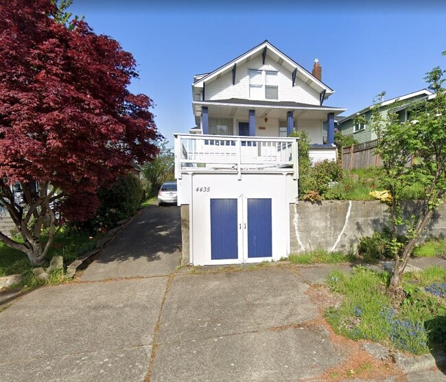 Building Photo - 4435 Baker Avenue Northwest Unit #Bottom