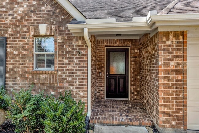 Photo - 2239 Waxwing Dr