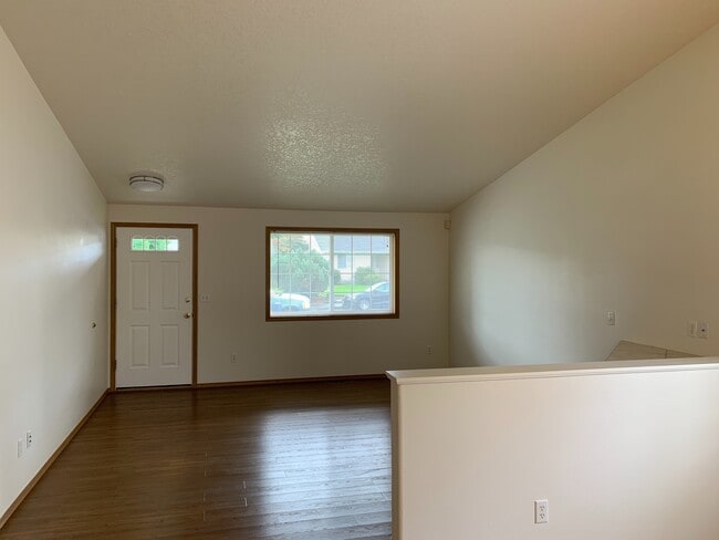 Photo - Maurina1 Unidad A