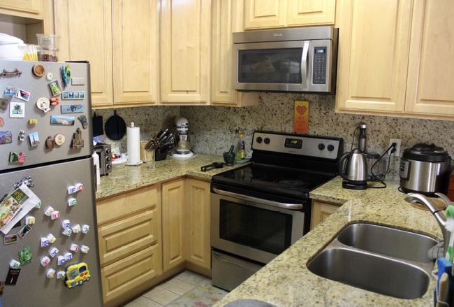 Cocina - 803 Kingfisher Ter