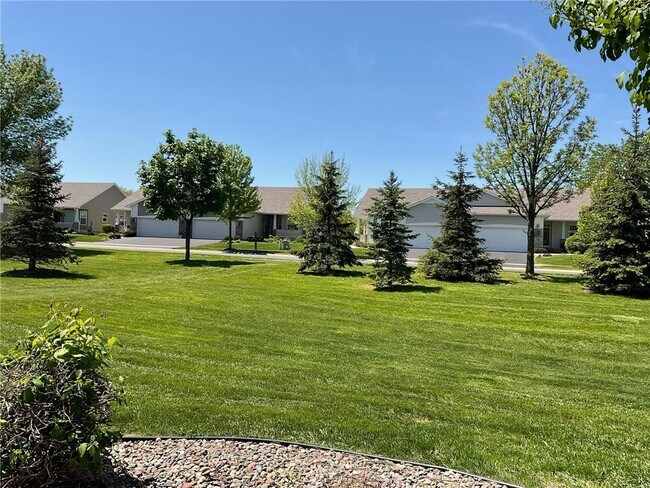 Photo - 6585 Olive Ln N