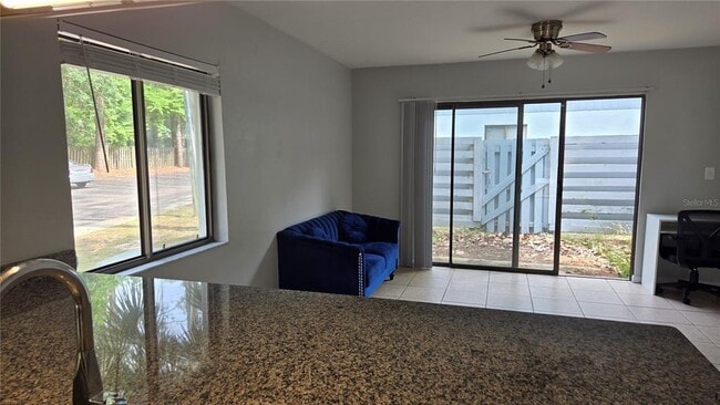 Photo - 3600 SW 19th Ave Unidad 41D