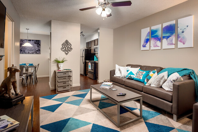 Eastgate Apartments- STUDENT LIVING - Eastgate Apartments- STUDENT LIVING