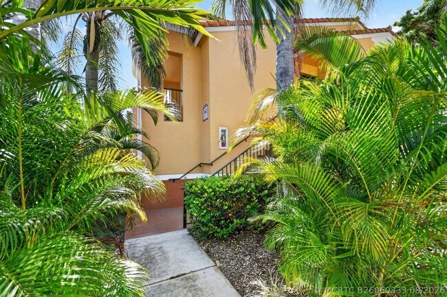 Photo - 160 Yacht Club Way Unit 211