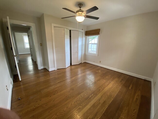 Photo - 2211 Wendell Ave House