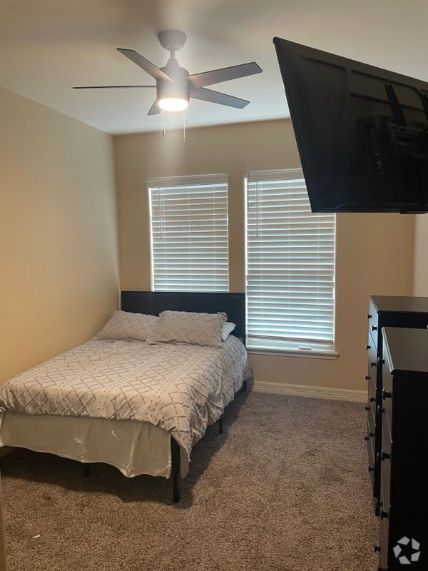 Building Photo - 7446 Seal Beach Ct Rental