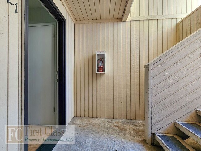 Photo - 3618 SW Beaverton Hillsdale Hwy Unit 21