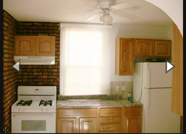 Photo - 1570 Franklin St