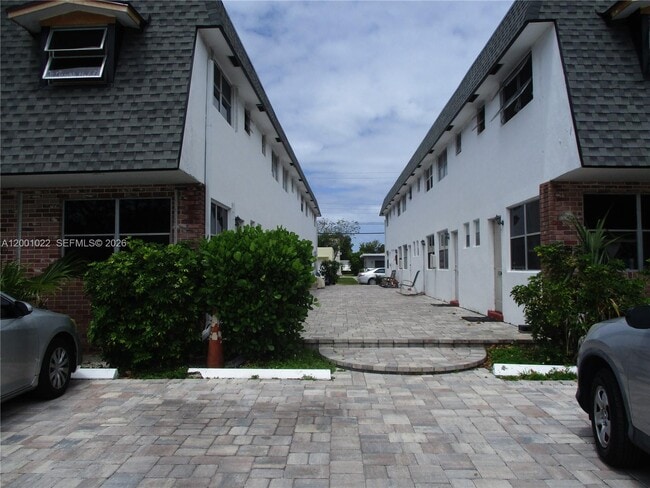 Photo - 1949 Taylor St
