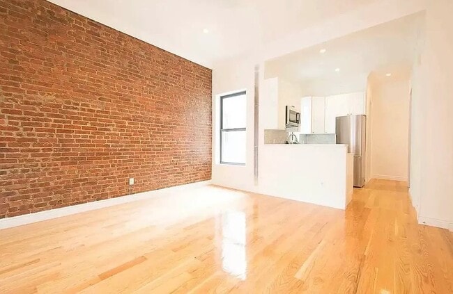 Building Photo - 319 Lincoln Pl