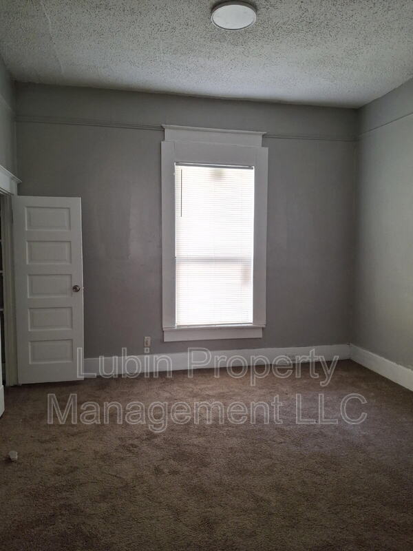 3428 Vernon Ave