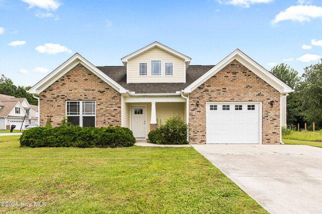 Building Photo - 320 Hawks Bluff Dr Rental