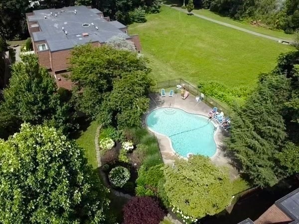 Building Photo - 140 Kenrick St Unit 21