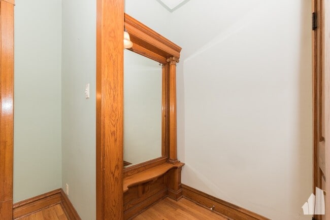 Photo - 3710 N Damen Ave Unit 1
