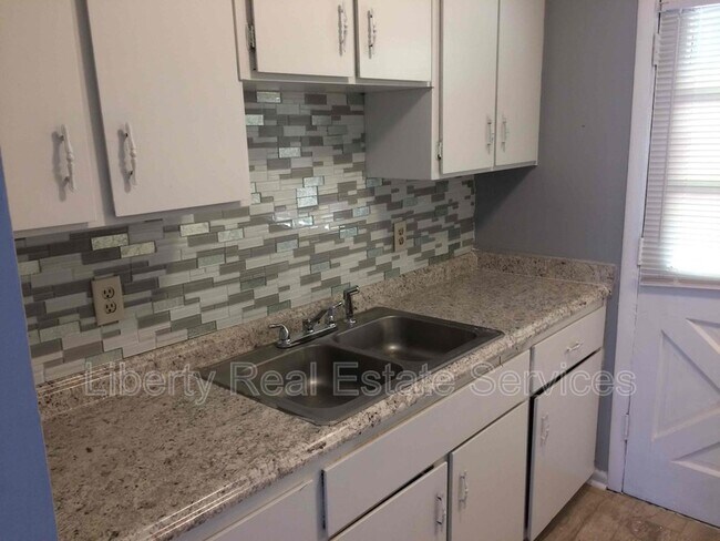 Photo - 116 Mattie St Unidad Apt 9