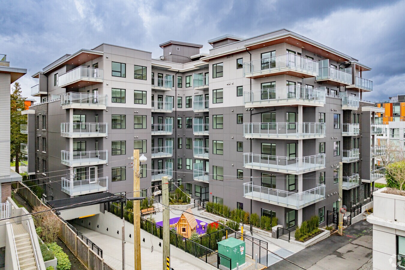 Alternate View - Sterling