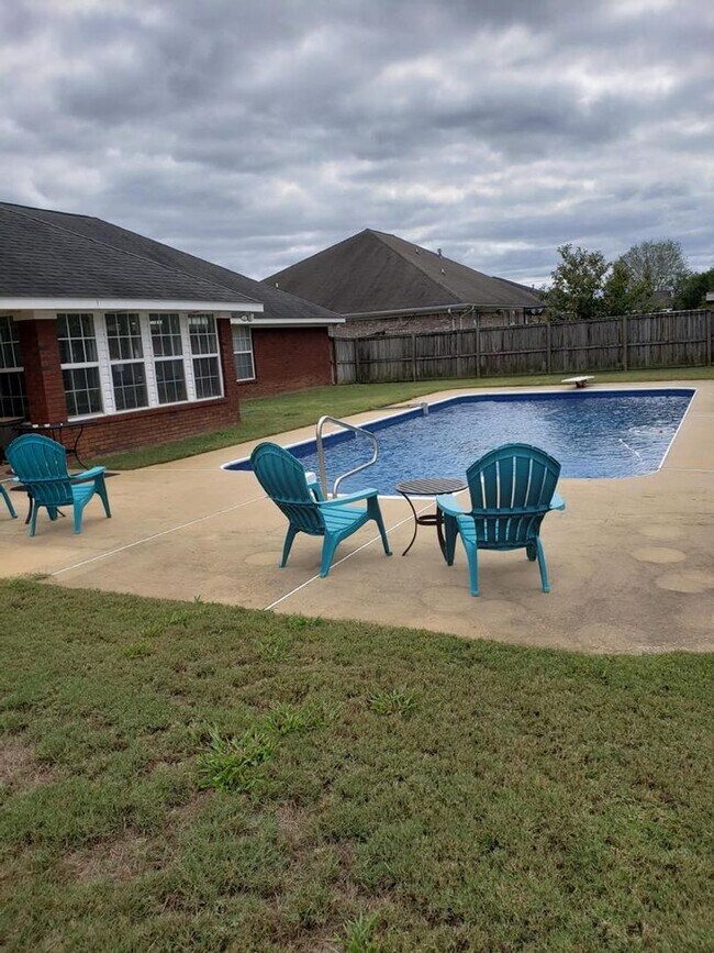 Photo - The Woodlands Subdivision/ Level Plains .... COMPLETELY FURNISHED WITH POOL!!!