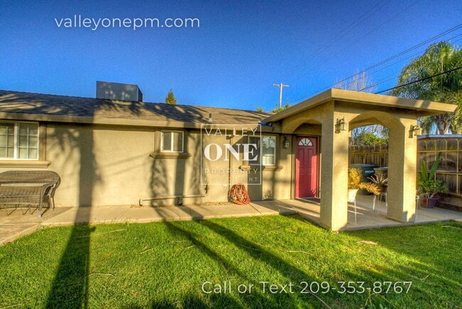 Photo - 1404 1/2 Teresa Street-