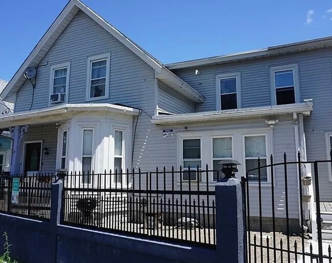 Photo - 74 Grand St Unit 2