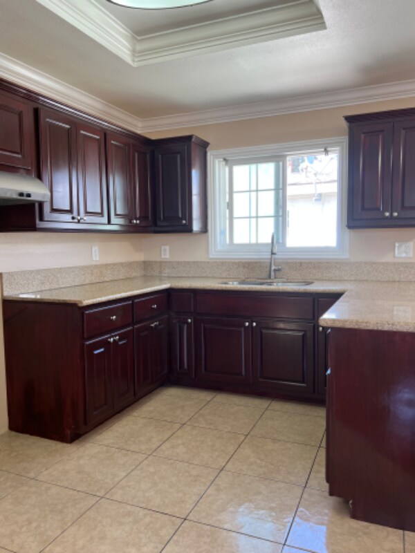 Photo - 10543 Western Ave