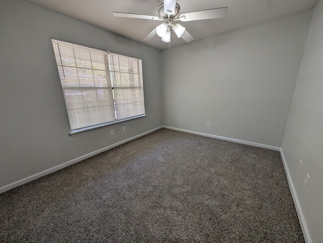 Photo - 2350 Horne Ave Unit Apt 5