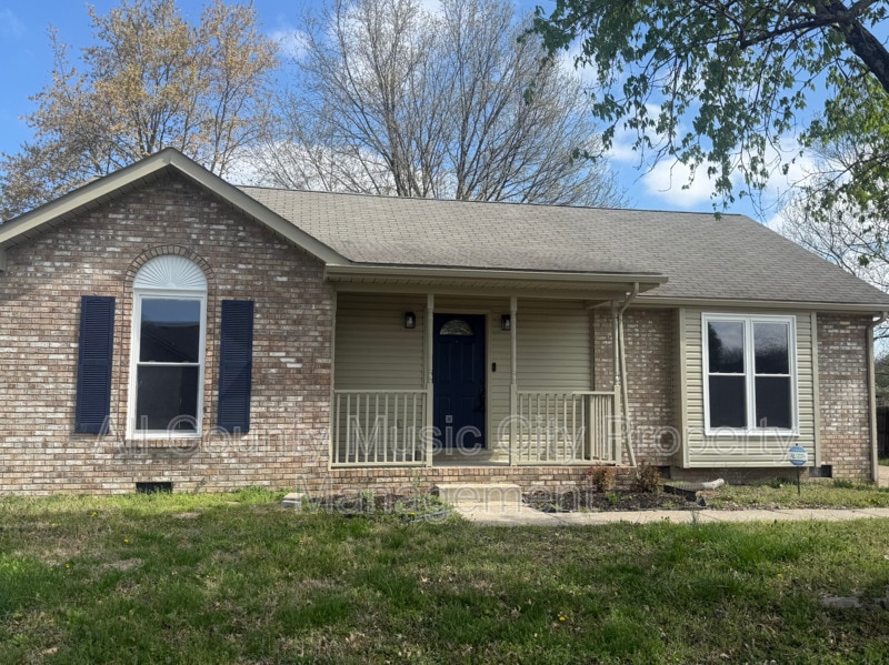 Photo - 304 Parkside Ct