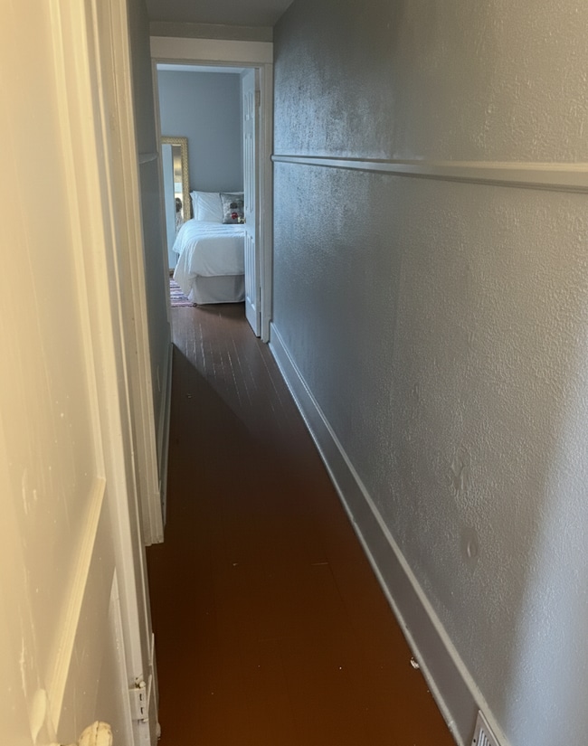 Photo - 201 Mohawk St