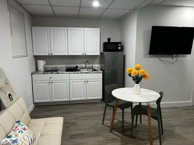 470 SW 7th St Unit SI ID1056540P