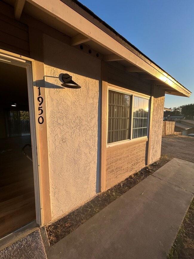 Charming Renovated 3 Bedroom/2 Bath Single... - Charming Renovated 3 Bedroom/2 Bath Single... Casa