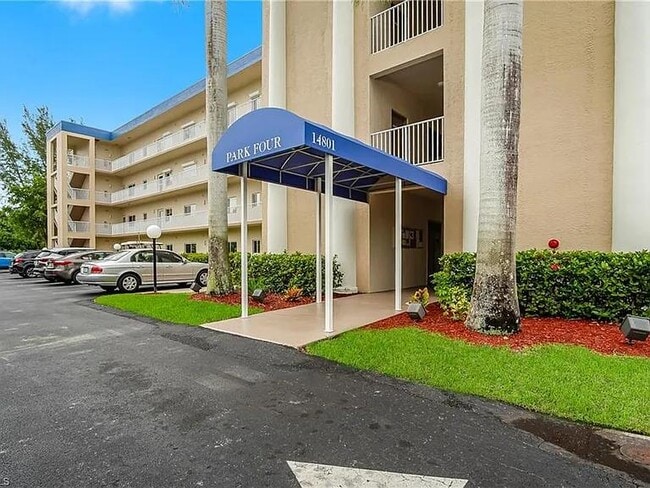 Photo - 14801 Park Lake Dr Condo