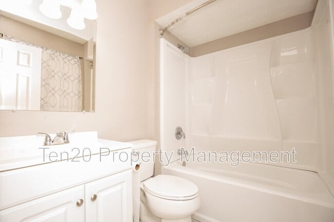 Photo - 2201 Gennings Ct