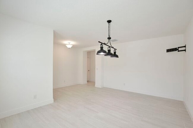 Photo - Stylish and Spacious 3/2.5 Home with No Re...
