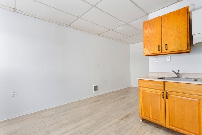 Photo - 5420 S Tacoma Way Unit 6
