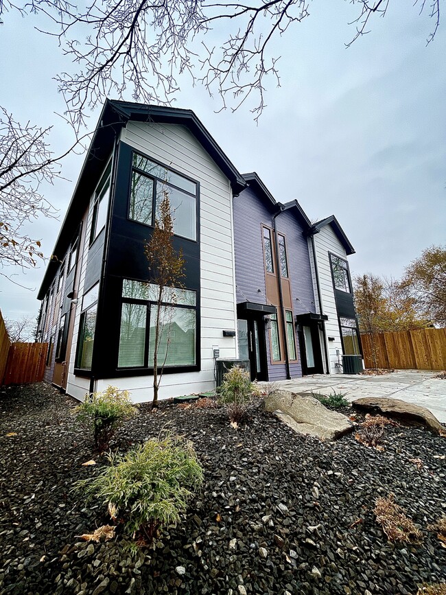 Building Photo - 2511 N Hamilton St