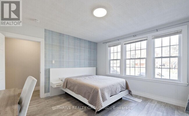 Photo - 389 Dufferin Ave Unité 1