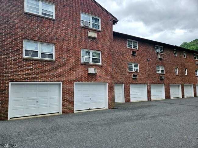 Photo - 201 Vail St Unit 1B