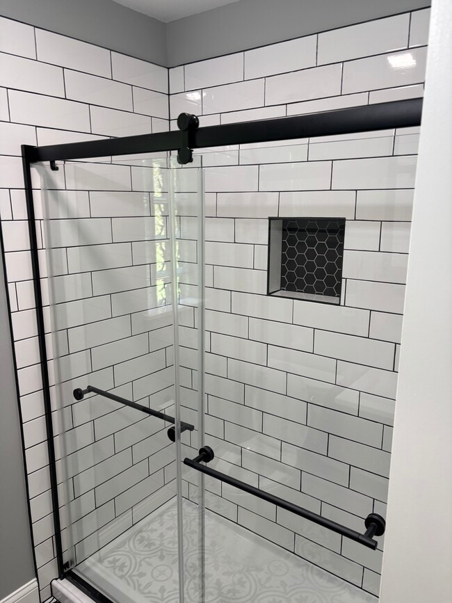 Photo - 3772 Zind Ln