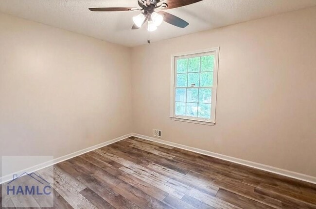 Photo - 290 Pleasant Grove Rd
