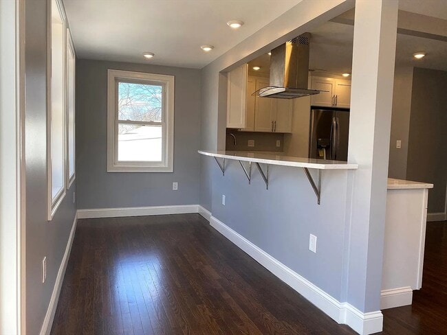 Photo - 32 Marshall St Unit 2