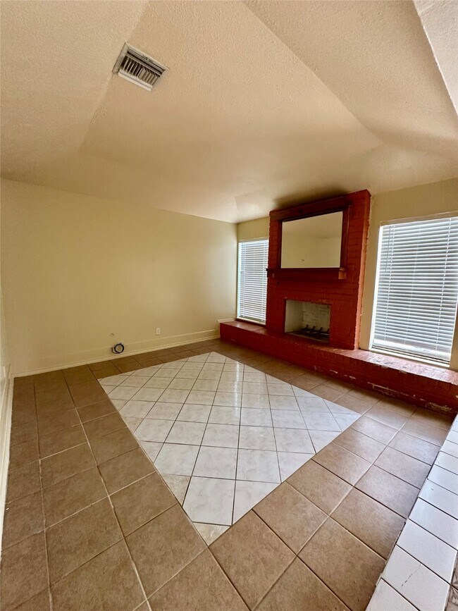 Building Photo - 7320 Boone Rd Rental