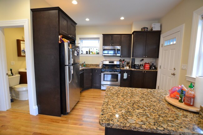 Photo - 328 Washington St Unit 2c