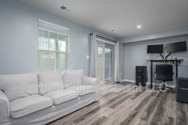 112 Patapsco Land Way
