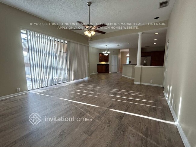 Photo - 4443 Bardsdale Dr