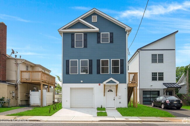 Building Photo - 42 W Shore St Rental
