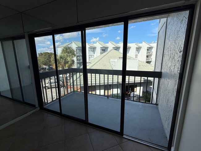 Photo - 1850 N Congress Ave Unit 301