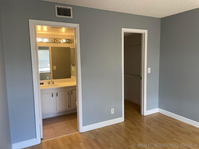 Photo - 6832 Palmetto Cir S Unit 203