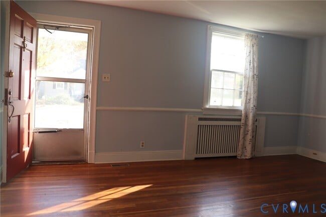 Photo - 2628 Kenwood Ave